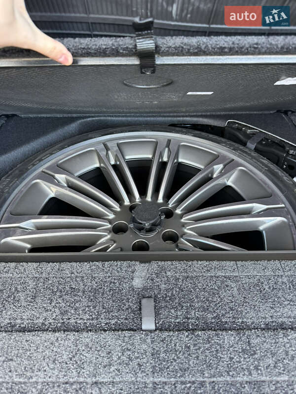 Позашляховик / Кросовер Land Rover Range Rover 2024 в Дніпрі фото 17 Позашляховик / Кросовер Land Rover Range Rover 2024 в Дніпрі