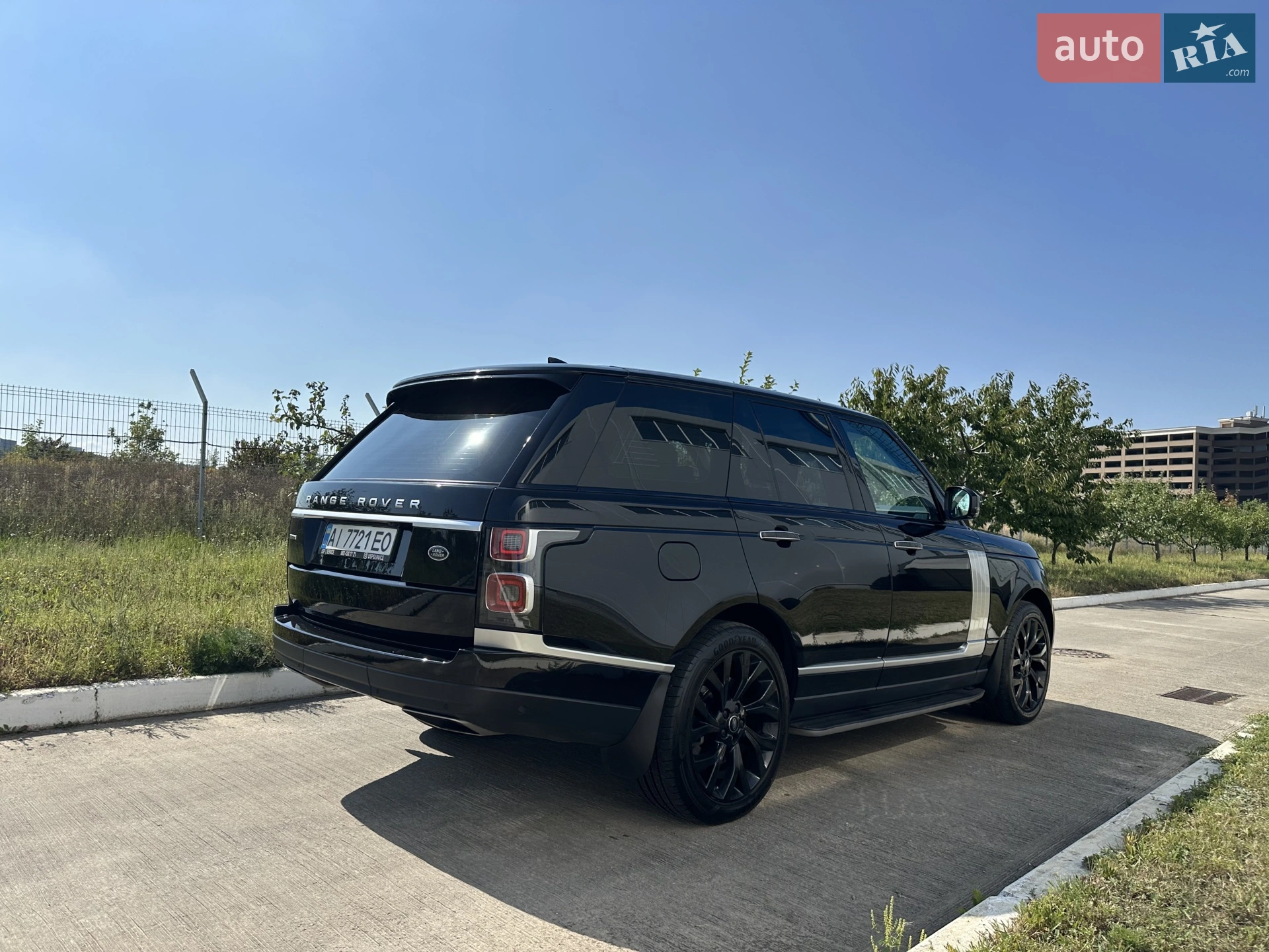 2019 Land Rover Range Rover - мініатюра 4