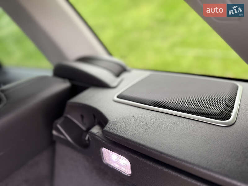 Внедорожник / Кроссовер Land Rover Range Rover 2015 в Киеве фото 23 Внедорожник / Кроссовер Land Rover Range Rover 2015 в Киеве