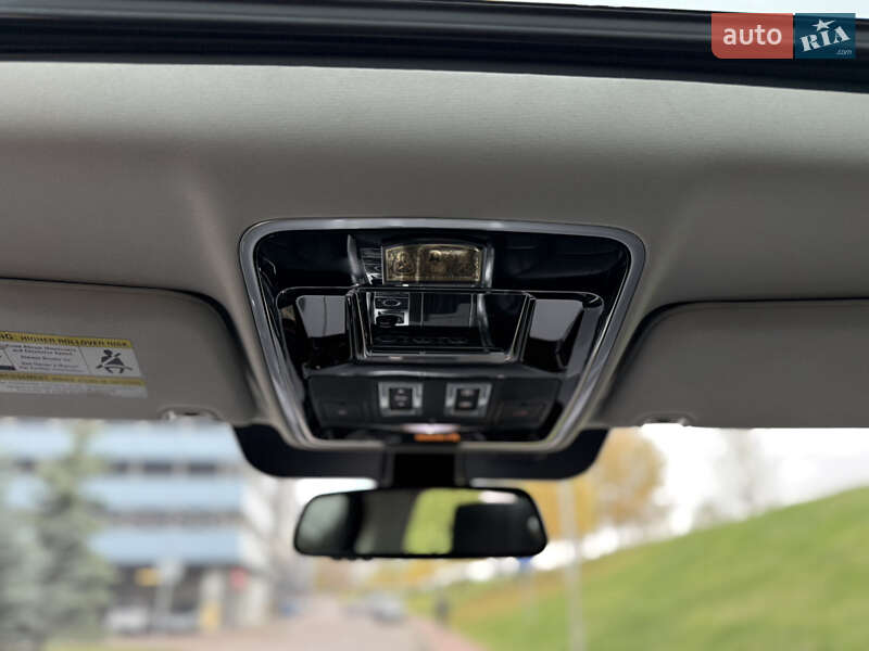 Внедорожник / Кроссовер Land Rover Range Rover 2015 в Киеве фото 32 Внедорожник / Кроссовер Land Rover Range Rover 2015 в Киеве