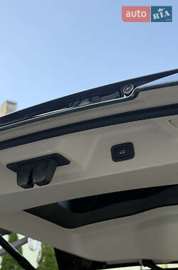 Внедорожник / Кроссовер Land Rover Range Rover 2013 в 