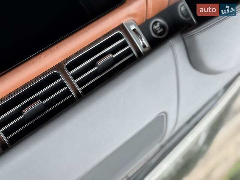 Внедорожник / Кроссовер Land Rover Range Rover 2015 в Горишних Плавнях