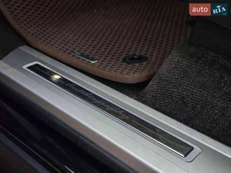 Позашляховик / Кросовер Land Rover Range Rover 2017 в Києві фото 36 Позашляховик / Кросовер Land Rover Range Rover 2017 в Києві