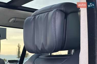 Внедорожник / Кроссовер Land Rover Range Rover 2018 в 