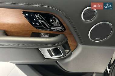 Позашляховик / Кросовер Land Rover Range Rover 2018 в  фото 18 Позашляховик / Кросовер Land Rover Range Rover 2018 в