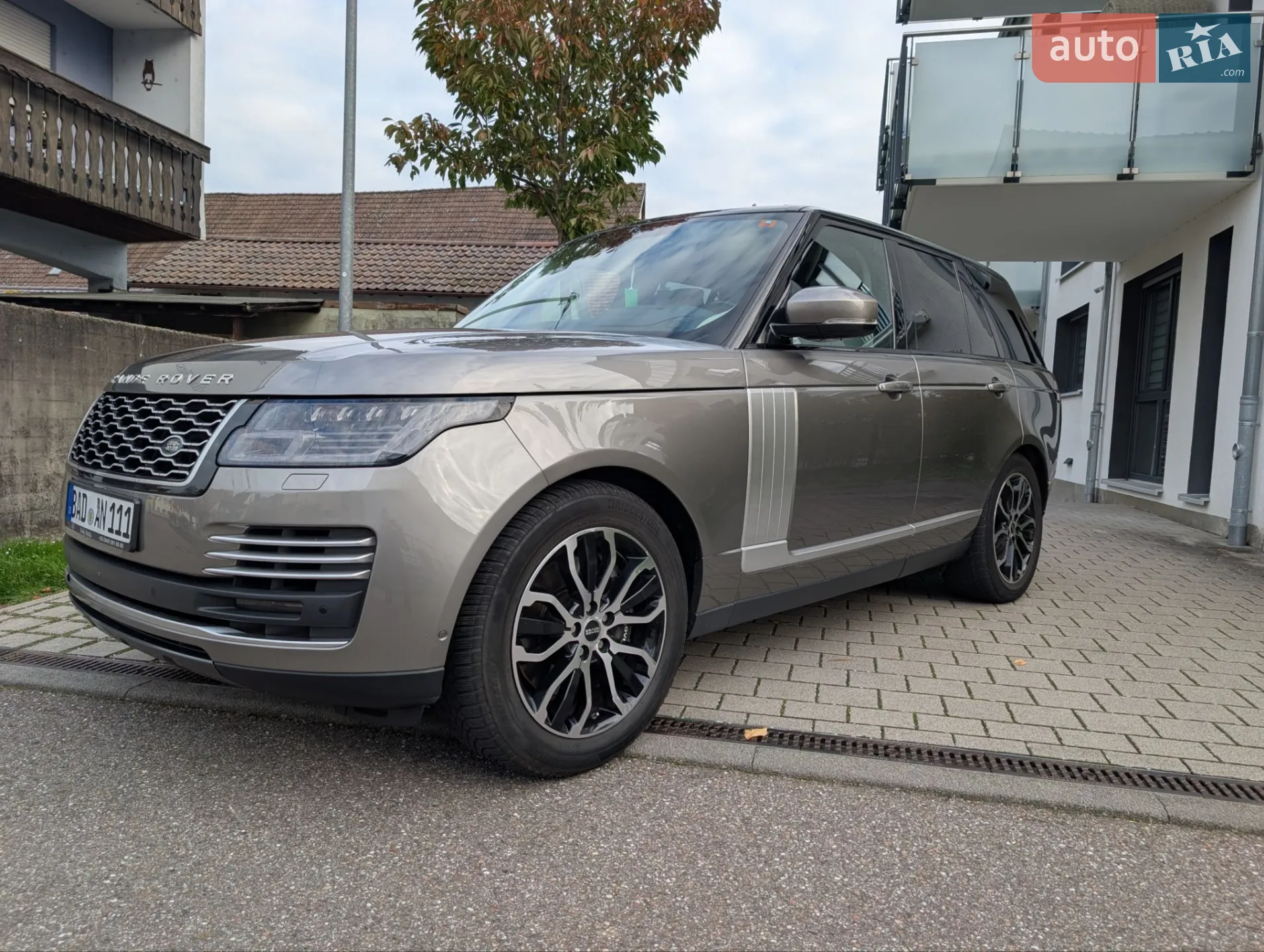 2018 Land Rover Range Rover - мініатюра 18