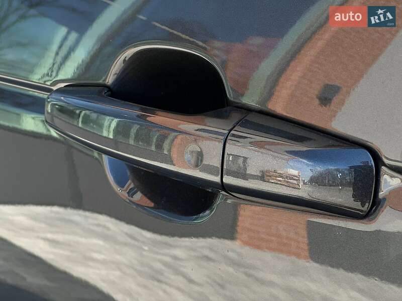 Позашляховик / Кросовер Land Rover Range Rover 2016 в Києві фото 18 Позашляховик / Кросовер Land Rover Range Rover 2016 в Києві