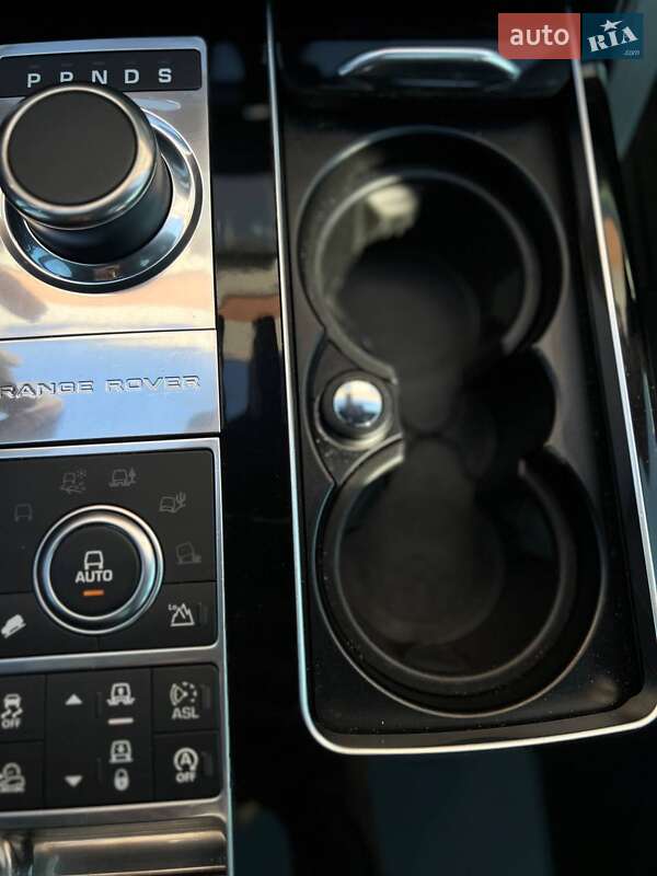 Позашляховик / Кросовер Land Rover Range Rover 2016 в Києві фото 47 Позашляховик / Кросовер Land Rover Range Rover 2016 в Києві
