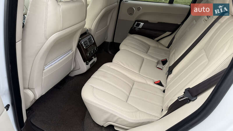 Внедорожник / Кроссовер Land Rover Range Rover 2015 в Ровно