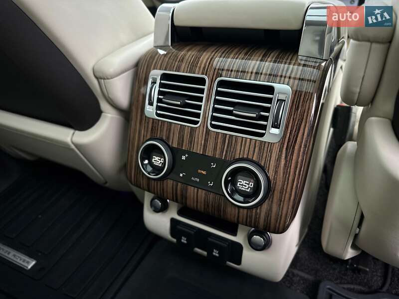 Внедорожник / Кроссовер Land Rover Range Rover 2018 в Киеве фото 72 Внедорожник / Кроссовер Land Rover Range Rover 2018 в Киеве