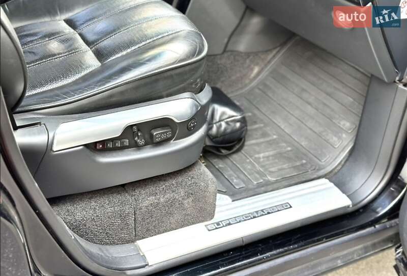 Внедорожник / Кроссовер Land Rover Range Rover 2010 в Ровно фото 19 Внедорожник / Кроссовер Land Rover Range Rover 2010 в Ровно