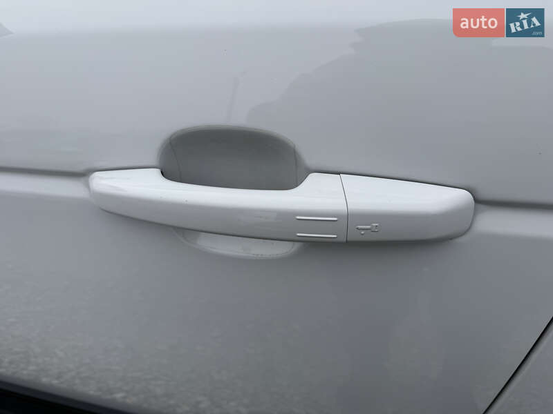 Позашляховик / Кросовер Land Rover Range Rover 2013 в Івано-Франківську