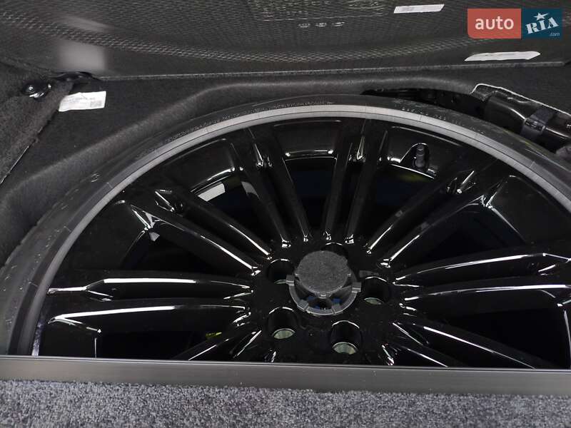 Позашляховик / Кросовер Land Rover Range Rover 2024 в Києві