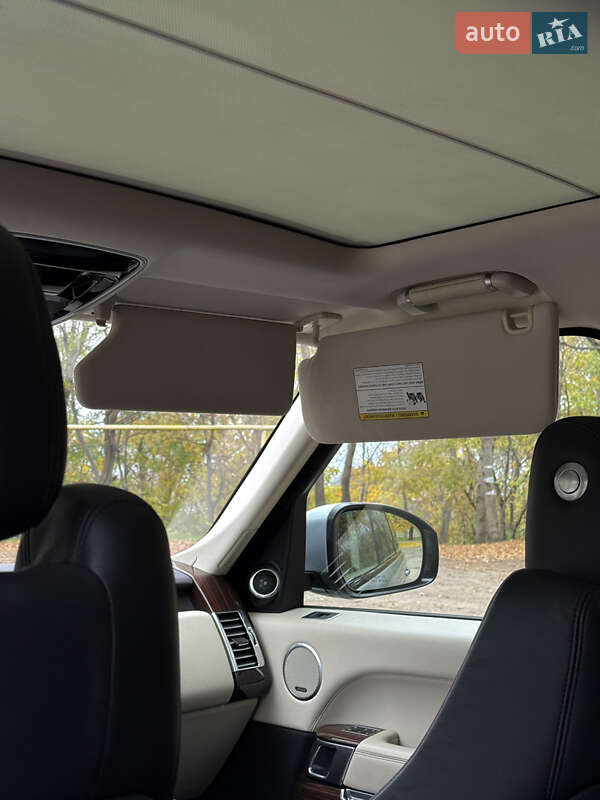 Внедорожник / Кроссовер Land Rover Range Rover 2016 в Одессе фото 29 Внедорожник / Кроссовер Land Rover Range Rover 2016 в Одессе