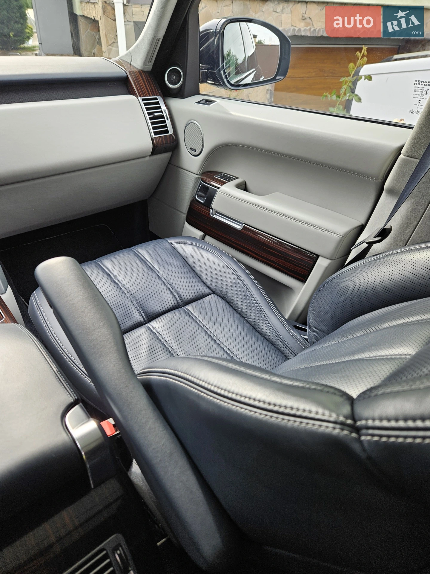 2017 Land Rover Range Rover - мініатюра 20