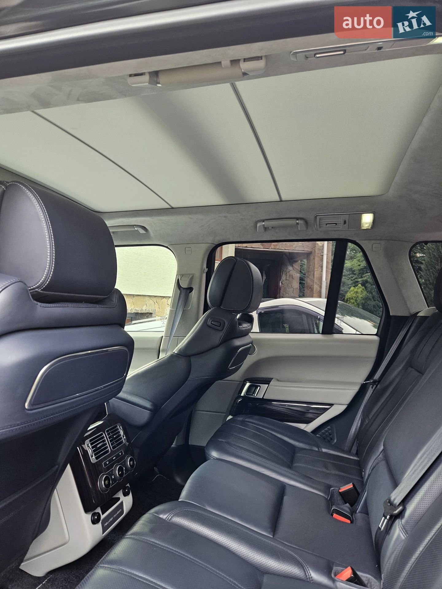 2017 Land Rover Range Rover - мініатюра 22