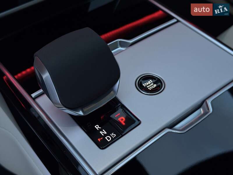 Внедорожник / Кроссовер Land Rover Range Rover 2023 в Тернополе