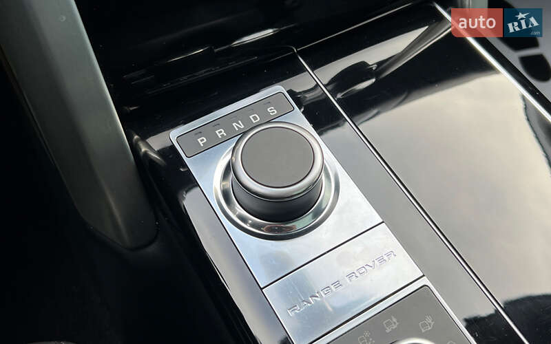 Внедорожник / Кроссовер Land Rover Range Rover 2016 в Львове