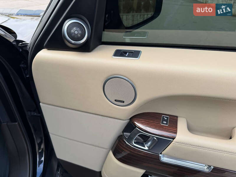 Внедорожник / Кроссовер Land Rover Range Rover 2015 в Запорожье