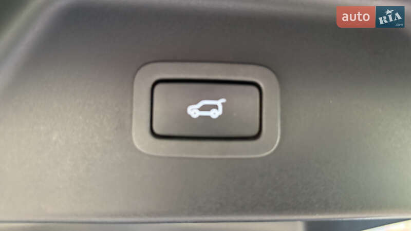 Внедорожник / Кроссовер Land Rover Range Rover 2017 в Киеве