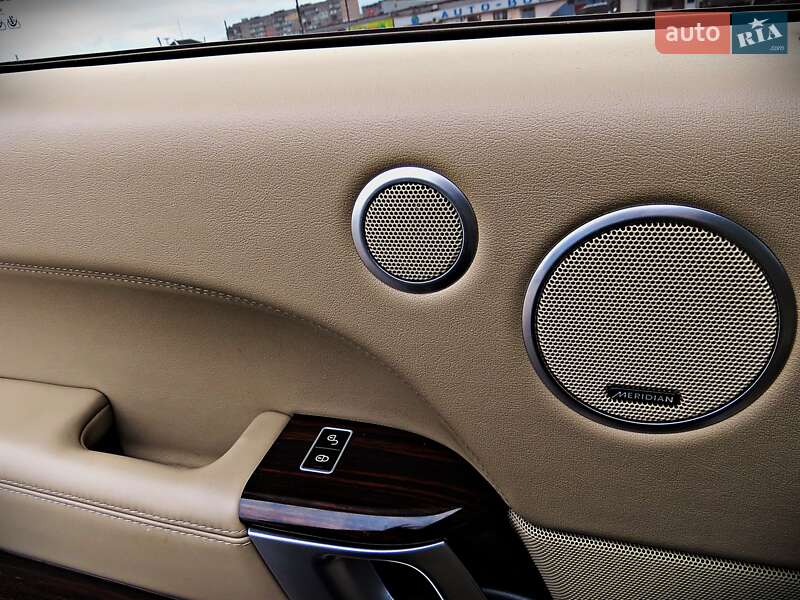 Внедорожник / Кроссовер Land Rover Range Rover 2015 в Черкассах