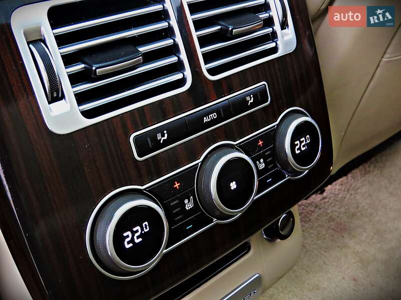 Внедорожник / Кроссовер Land Rover Range Rover 2015 в Черкассах