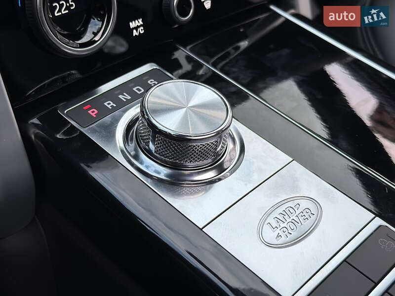 Внедорожник / Кроссовер Land Rover Range Rover 2018 в Киеве