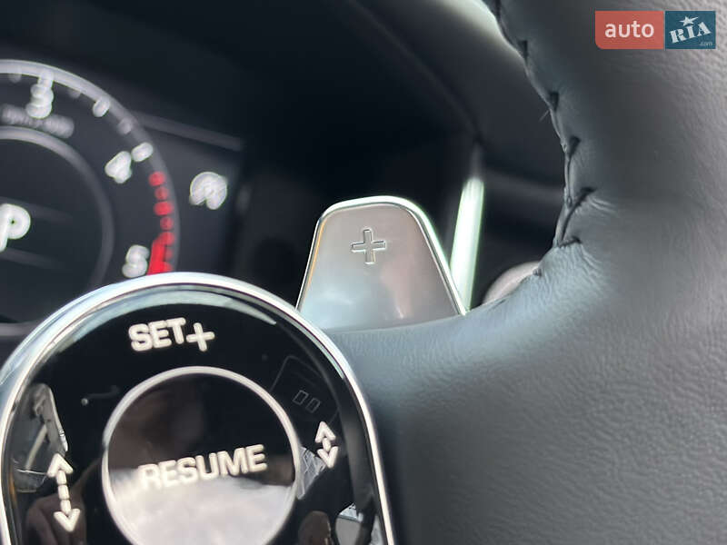 Внедорожник / Кроссовер Land Rover Range Rover 2018 в Киеве