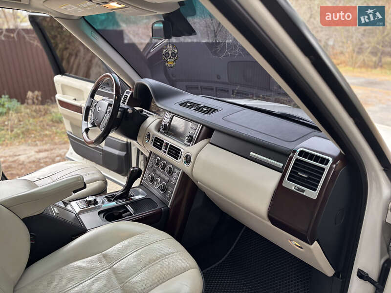 Внедорожник / Кроссовер Land Rover Range Rover 2010 в Киеве фото 25 Внедорожник / Кроссовер Land Rover Range Rover 2010 в Киеве