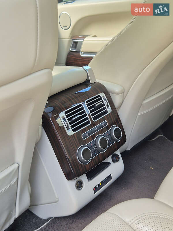 Позашляховик / Кросовер Land Rover Range Rover 2016 в Києві фото 27 Позашляховик / Кросовер Land Rover Range Rover 2016 в Києві