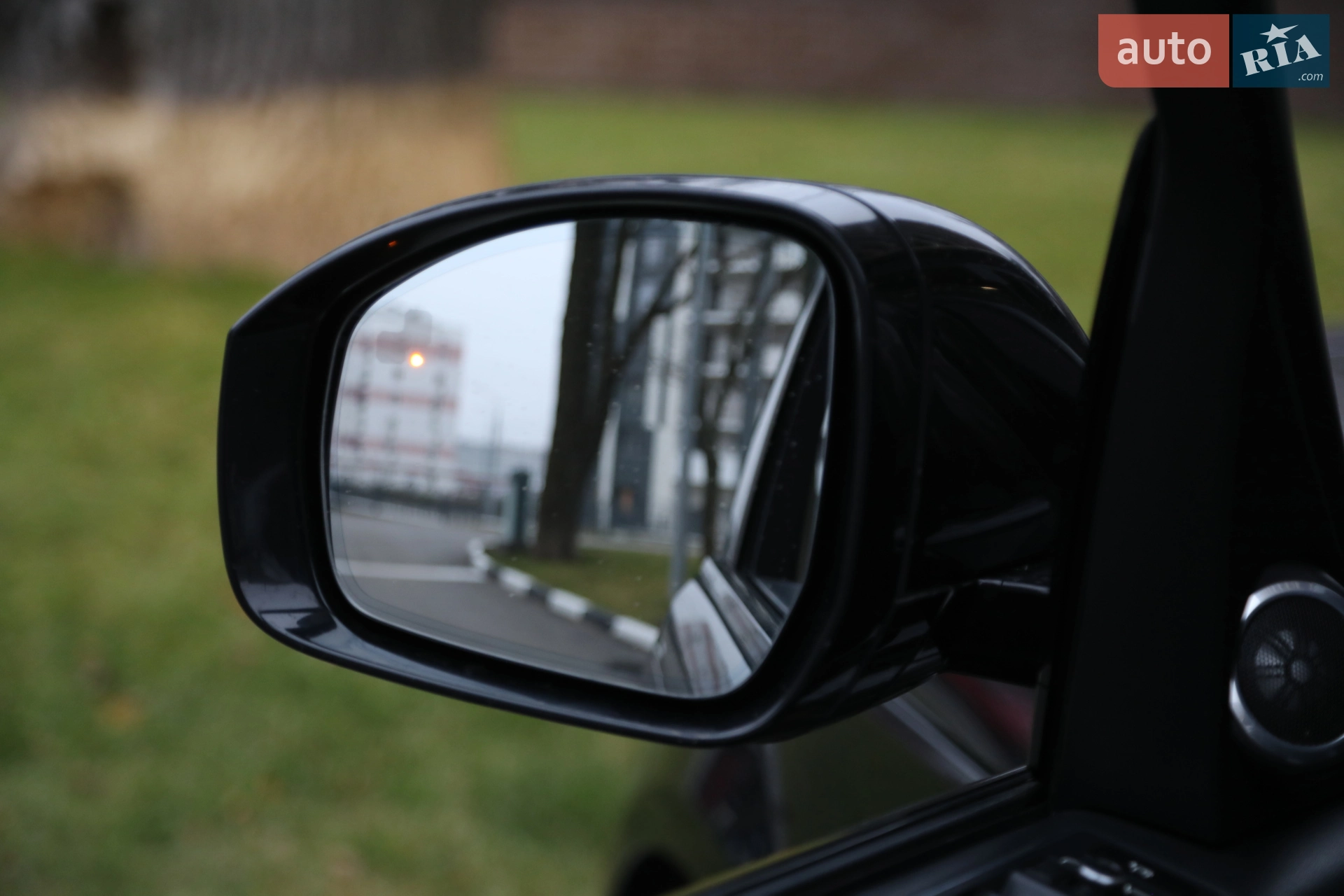 2012 Land Rover Range Rover - мініатюра 12