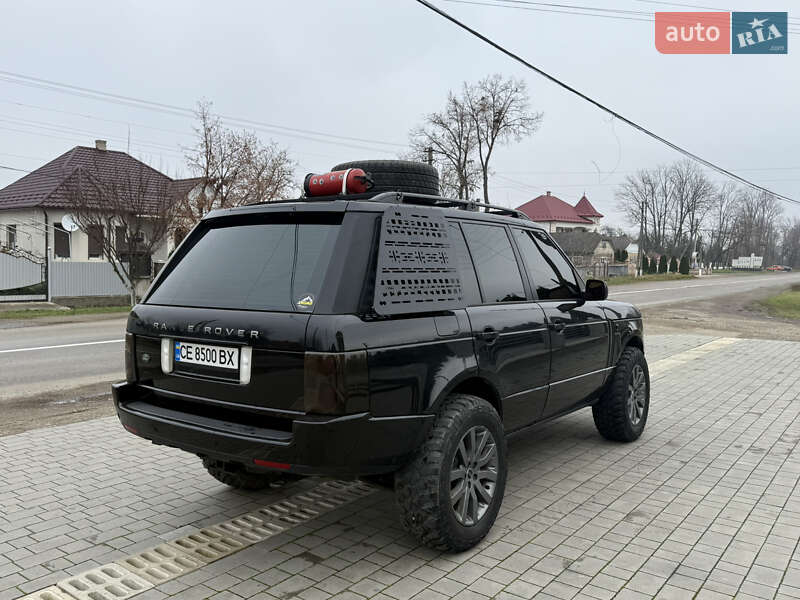 Внедорожник / Кроссовер Land Rover Range Rover 2003 в Черновцах