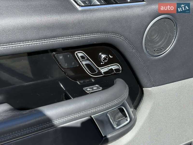 Внедорожник / Кроссовер Land Rover Range Rover 2018 в Тернополе