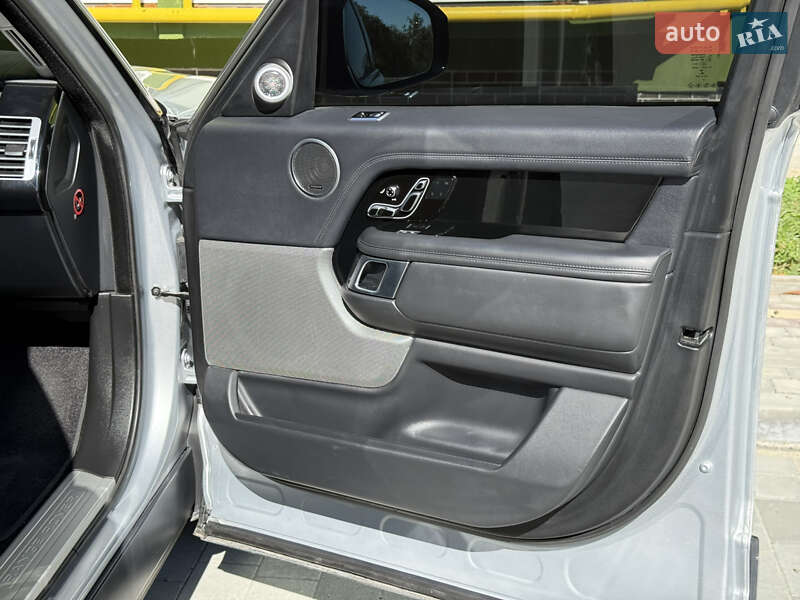 Внедорожник / Кроссовер Land Rover Range Rover 2018 в Тернополе