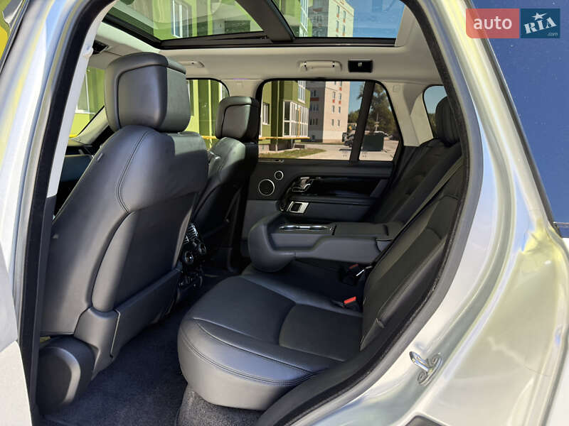 Внедорожник / Кроссовер Land Rover Range Rover 2018 в Тернополе