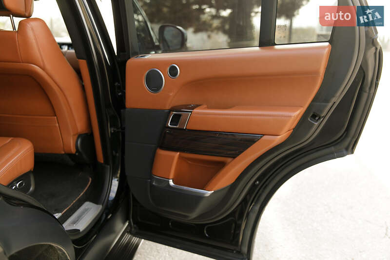 Внедорожник / Кроссовер Land Rover Range Rover 2013 в Черновцах