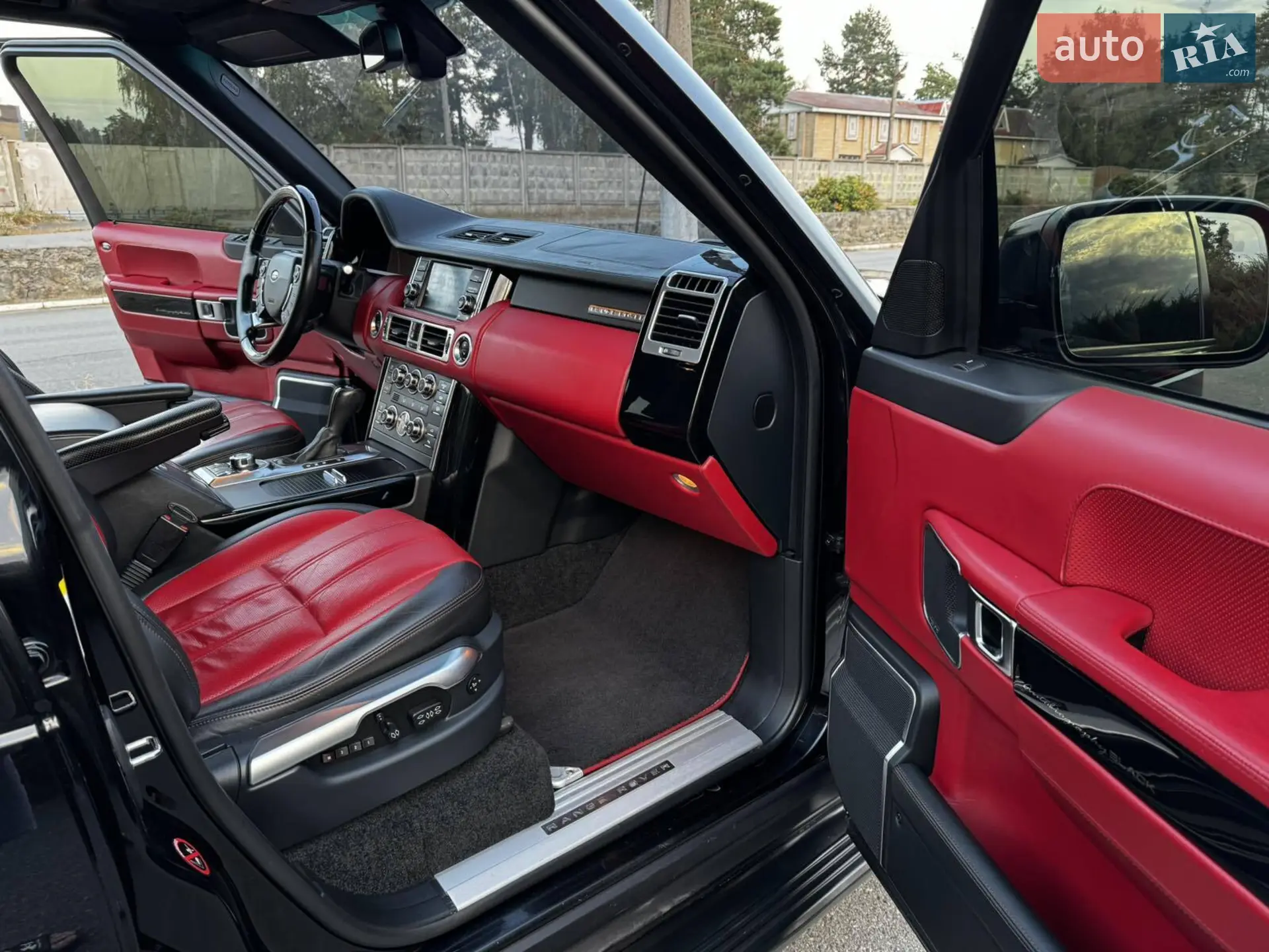 2011 Land Rover Range Rover - мініатюра 17