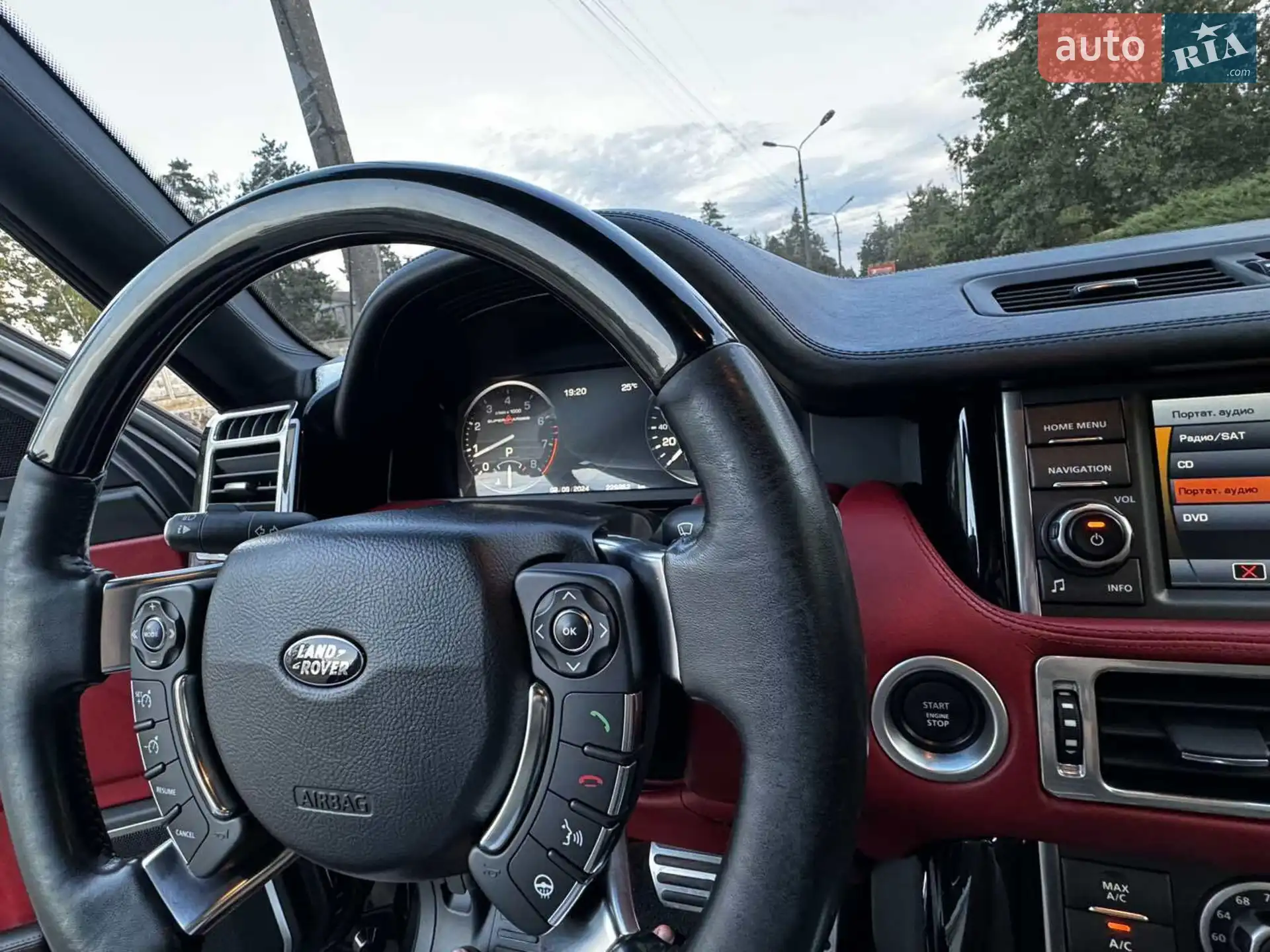 2011 Land Rover Range Rover - мініатюра 20