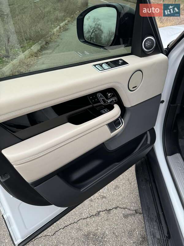 Внедорожник / Кроссовер Land Rover Range Rover 2018 в Киеве