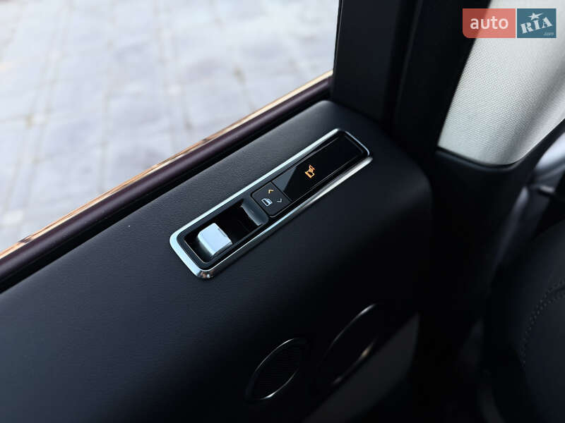 Внедорожник / Кроссовер Land Rover Range Rover 2018 в Львове