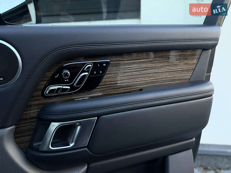 Внедорожник / Кроссовер Land Rover Range Rover 2018 в Львове