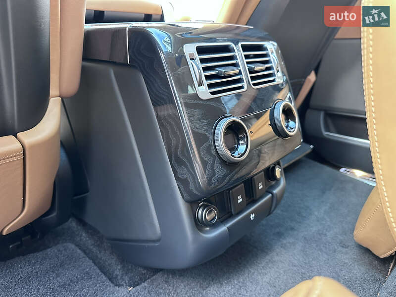 Внедорожник / Кроссовер Land Rover Range Rover 2018 в Луцке