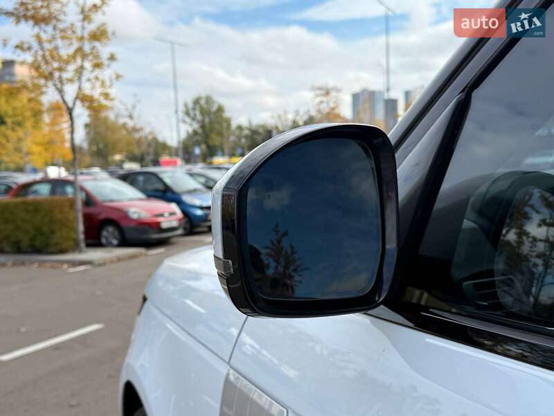 Внедорожник / Кроссовер Land Rover Range Rover 2013 в Киеве фото 15 Внедорожник / Кроссовер Land Rover Range Rover 2013 в Киеве