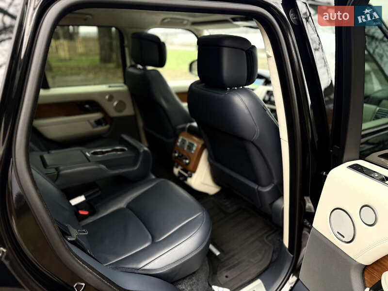 Внедорожник / Кроссовер Land Rover Range Rover 2018 в Киеве