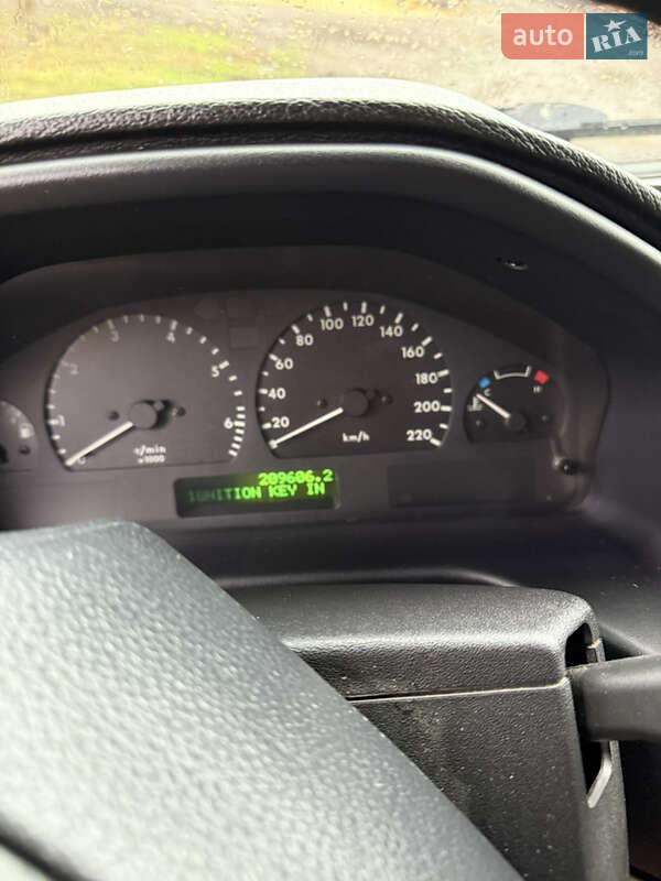 Внедорожник / Кроссовер Land Rover Range Rover 1997 в Вижнице фото 7 Внедорожник / Кроссовер Land Rover Range Rover 1997 в Вижнице