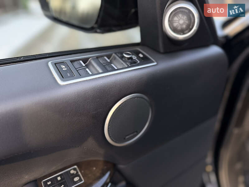 Внедорожник / Кроссовер Land Rover Range Rover 2015 в Львове