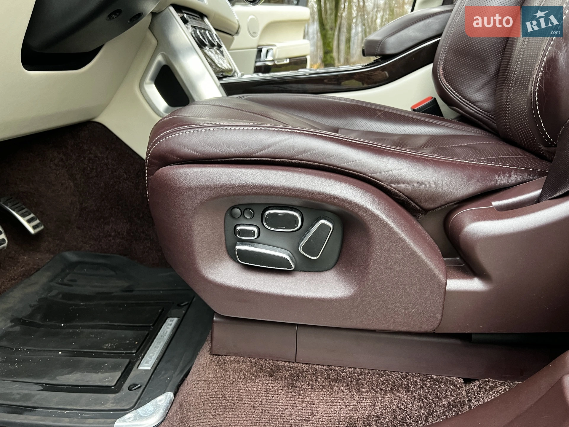 2014 Land Rover Range Rover - мініатюра 16