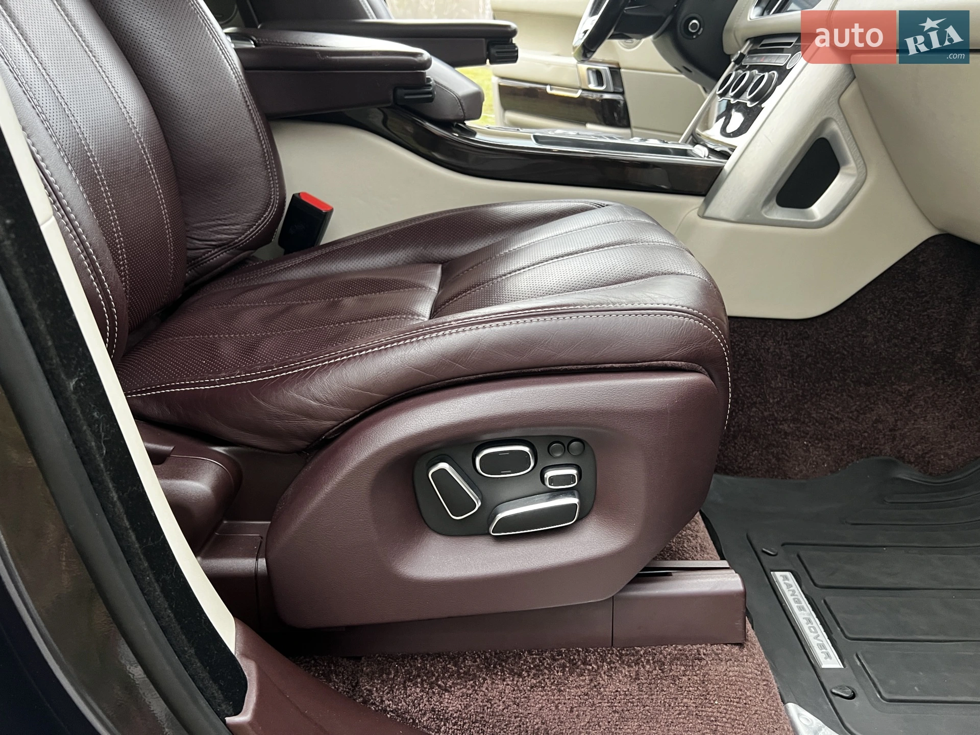 2014 Land Rover Range Rover - мініатюра 23