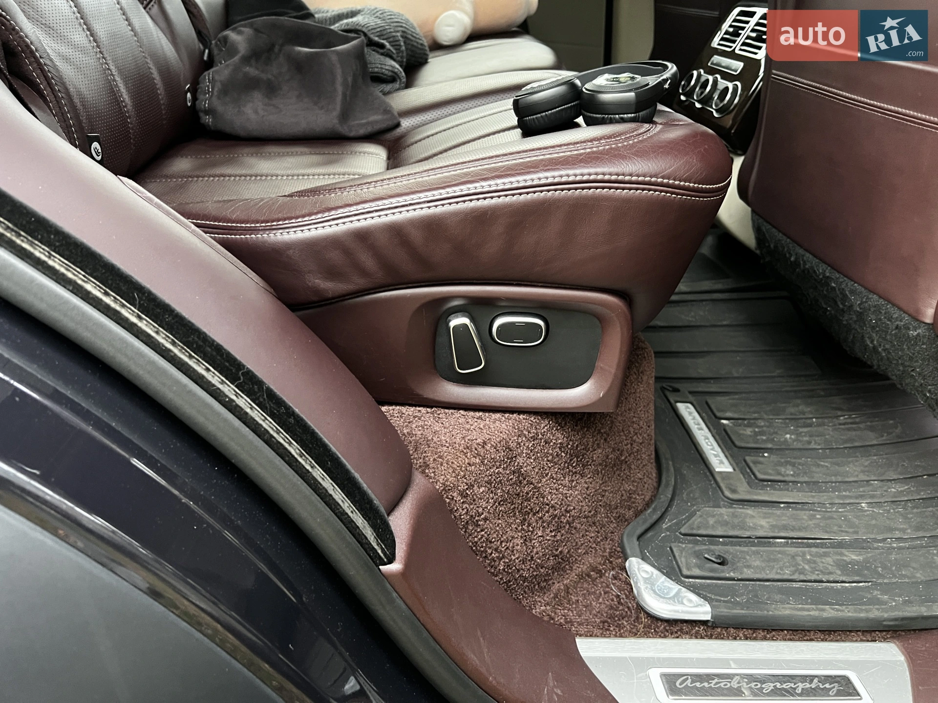 2014 Land Rover Range Rover - мініатюра 29