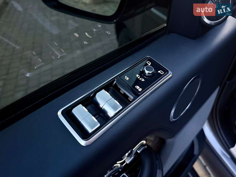 Внедорожник / Кроссовер Land Rover Range Rover 2019 в Одессе фото 59 Внедорожник / Кроссовер Land Rover Range Rover 2019 в Одессе